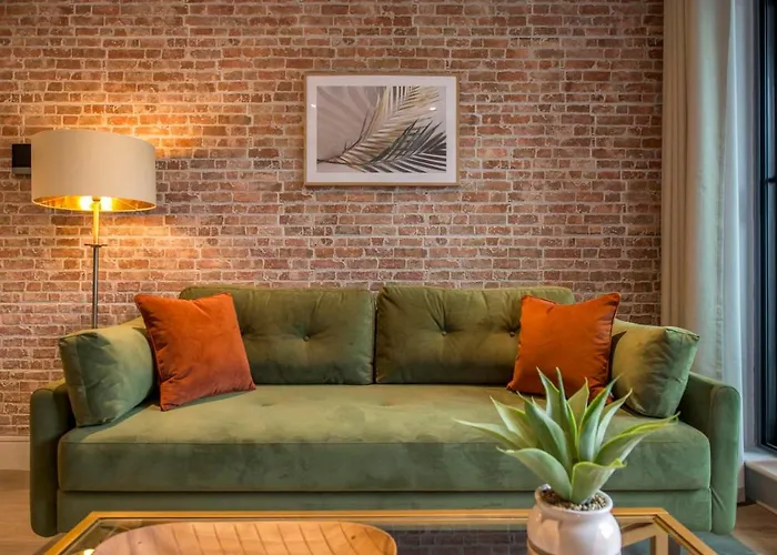 The Quadrant - The Palm Suite
